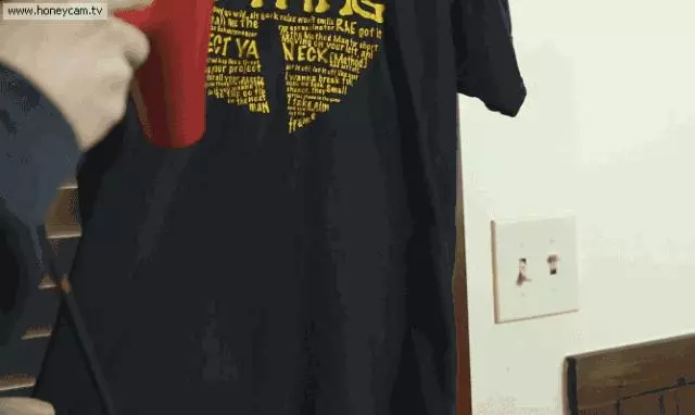 實用妙招:她用吹風機對著廚房牆壁吹一下,結果鄰居個個都學她