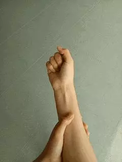 這9個動作天天練,全身經絡都疏通了(附真人示範)