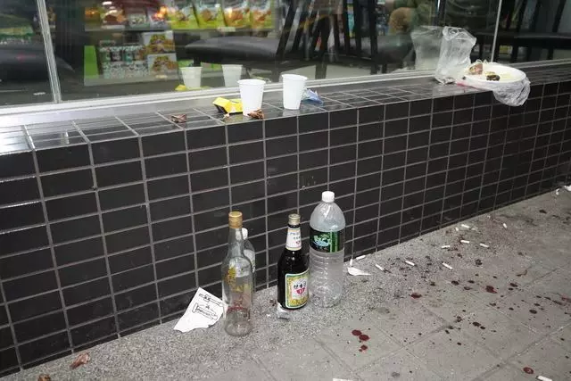 臨時工被開除! 酒後一氣之下提「西瓜刀超商衝殺」反被老闆… 網驚呆:這有夠帥