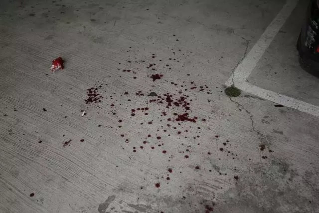 臨時工被開除! 酒後一氣之下提「西瓜刀超商衝殺」反被老闆… 網驚呆:這有夠帥
