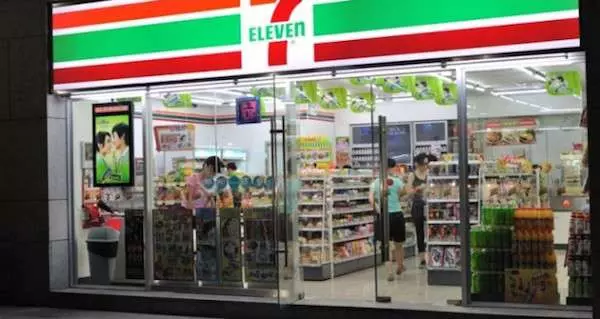 阿婆跑超商說要幫孫子「買豬肉」 店員超有慧根「秒懂」…網爆笑:有畫面