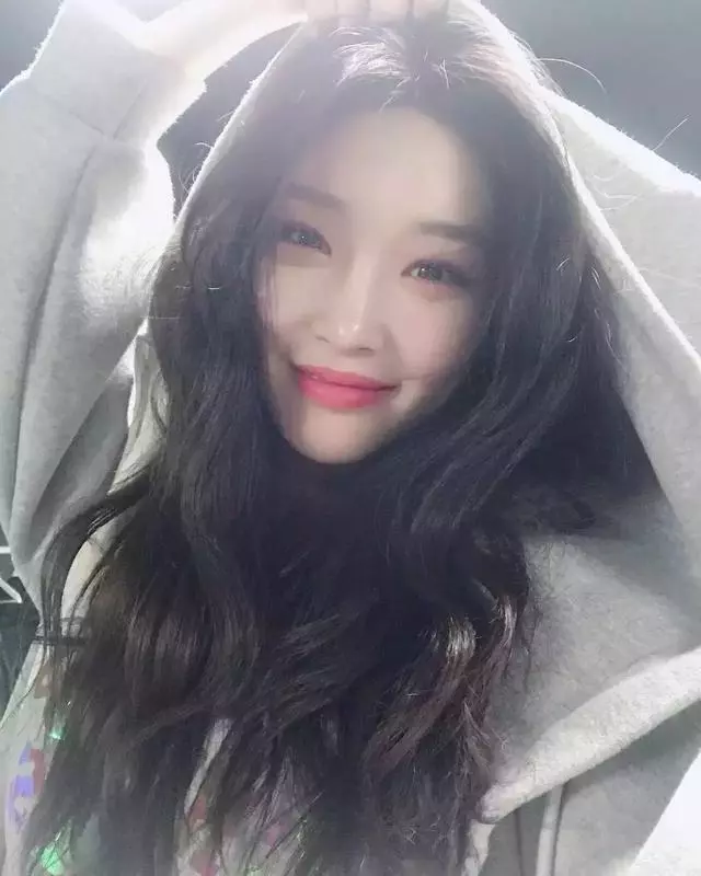 不同於偶像團體活動,韓娛圈連Solo活動依舊人氣大爆發的歌手!