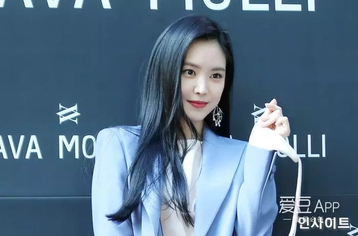 [Apink][分享]181223 期待1月的回歸！Apink成員們劇透新曲舞蹈