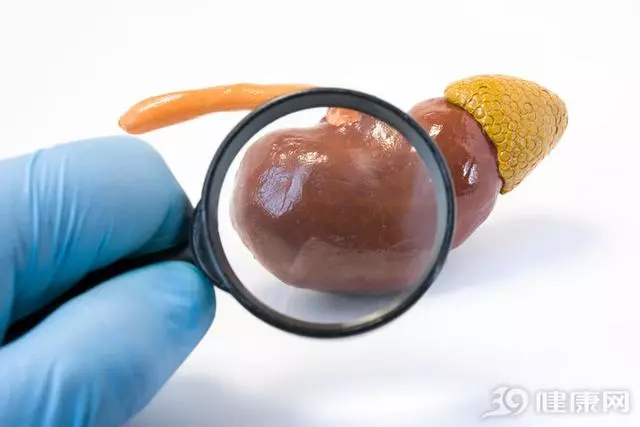 5個症狀拖著不看,會有一個結果:確診尿毒症