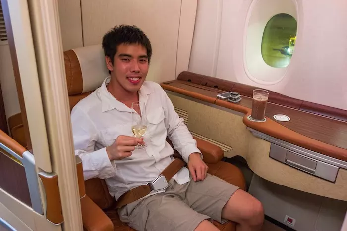 他親自記錄「55萬天價機票」換來的奢華之旅 只有國王才能享有的權力!