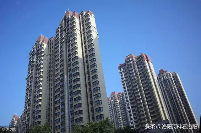 婆婆生病我不分晝夜伺候,同病房的阿姨卻對我說,孩子快離婚吧