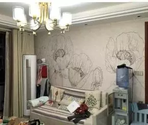 婆婆骨折住院兒媳頭影不露,婆婆勸兒離婚,兒子一番話老太無語