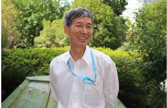 要說起癌症,很多人都閉之不談,婦人患癌10幾年,癌細胞沒有擴散,腫瘤縮小了大半,秘訣很簡單