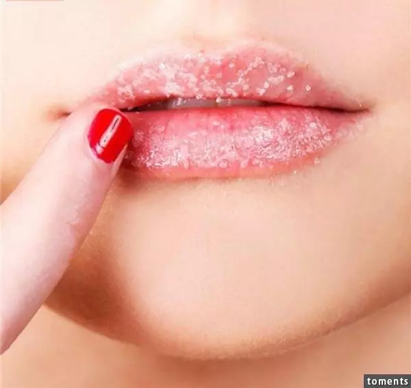 凡士林「不為人知」的10種妙用!女生千萬不要怕羞!沒想到除了潤滑以外竟然還可以這樣使用...讓我下巴都掉了!