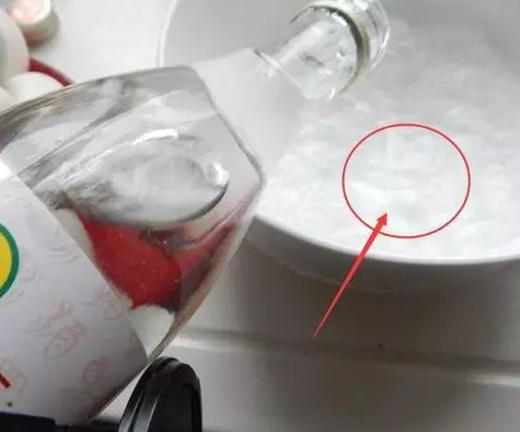 家裡經常擦還是有灰?聰明主婦都會這麼做,家裡一塵不染!