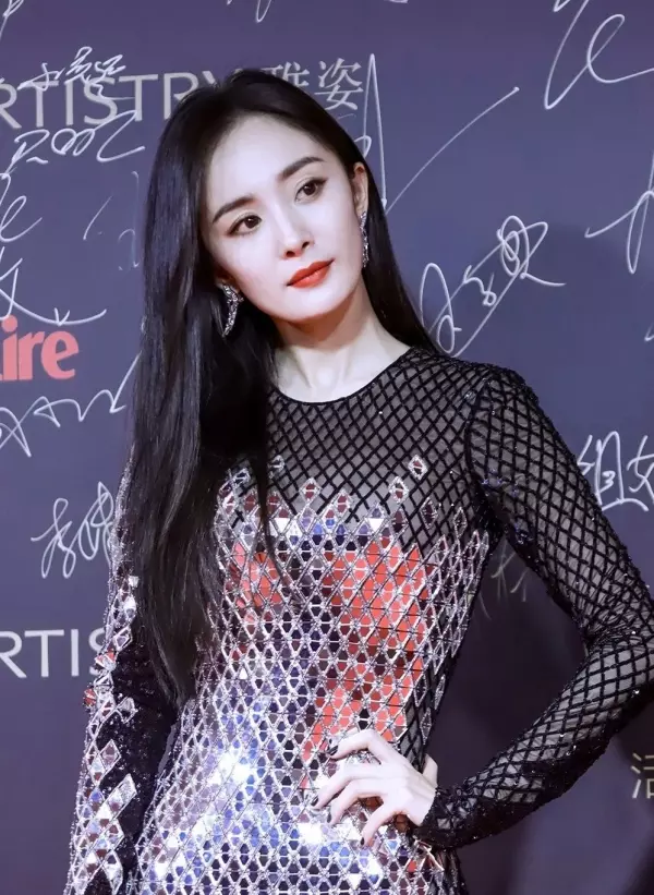 楊冪與劉愷威宣布離婚!被曝愛上身材豐滿的富家女!