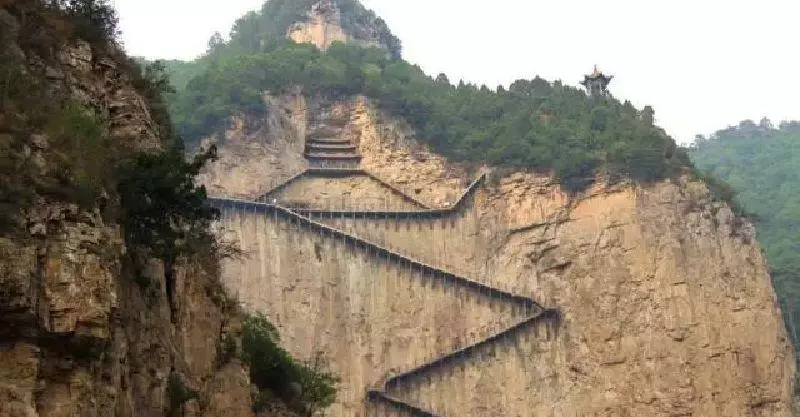 全球罕見!山西一小寺廟裡竟有至少15座肉身佛!轉者功德無量!