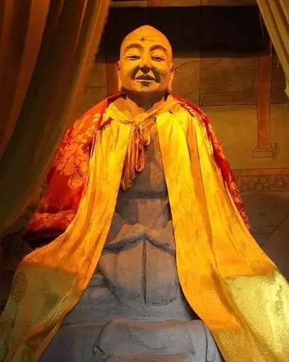全球罕見!山西一小寺廟裡竟有至少15座肉身佛!轉者功德無量!
