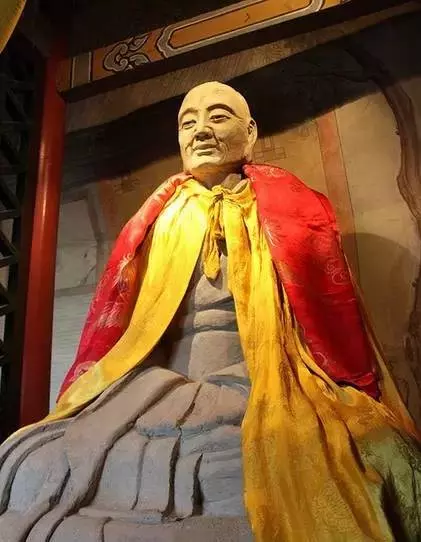 全球罕見!山西一小寺廟裡竟有至少15座肉身佛!轉者功德無量!