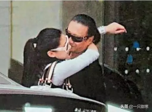 82歲的謝賢與前女友COCO高調復合,笑言:我們不會分手!也是醉了