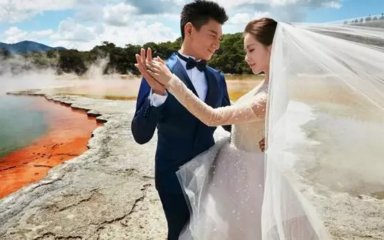 劉詩詩懷孕本是喜事,她婆婆的一番話卻暗含深意,引來網友圍攻!