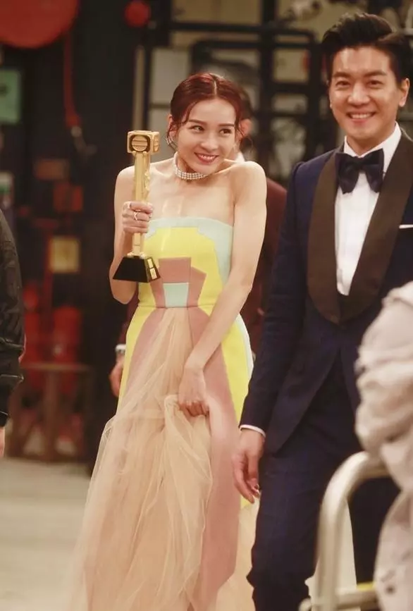 李佳芯入TVB六年奪「視後」改寫TVB頒獎禮歷史,自認靠實力封後
