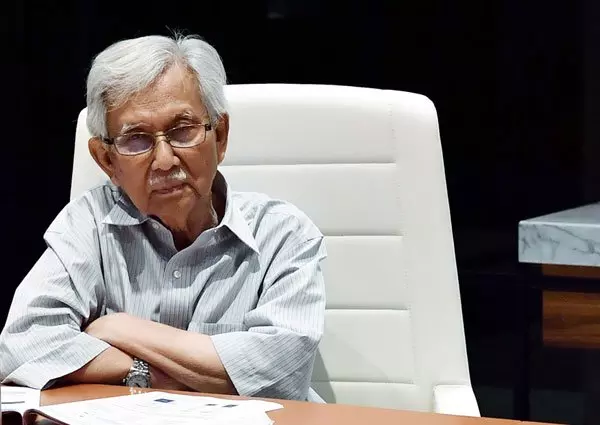 墾殖民被希盟騙了?變天后,墾殖民艱難生活不變!棕油價格每況愈下,援助金更被拖欠2至3個月!