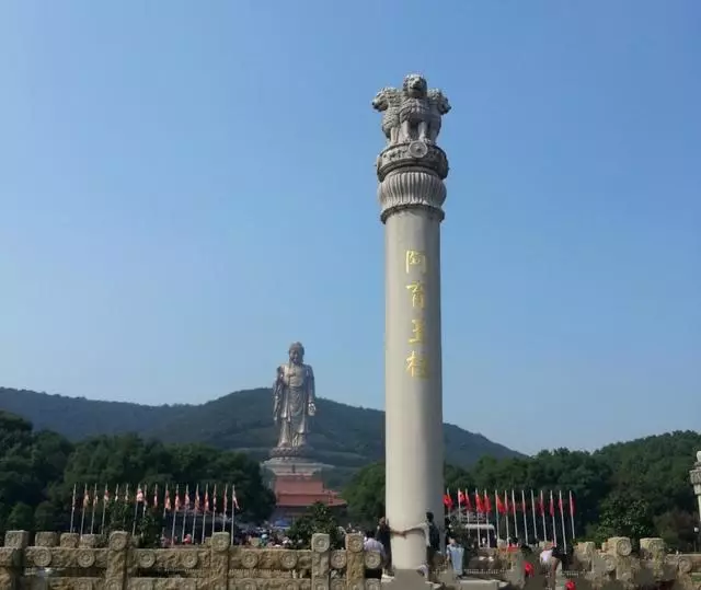 佛學入門,當你念南無阿彌陀佛時,想知道佛法會恩賜你什麼嗎?