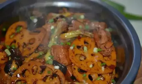 美食菜譜:在家自己做麻辣香鍋,絕對下飯!超簡單!