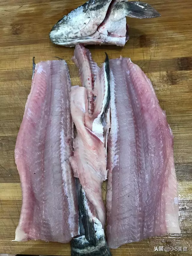 酸菜魚這樣做,湯汁鮮美,比飯館的還好吃!