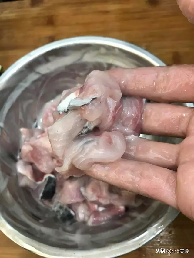 酸菜魚這樣做,湯汁鮮美,比飯館的還好吃!