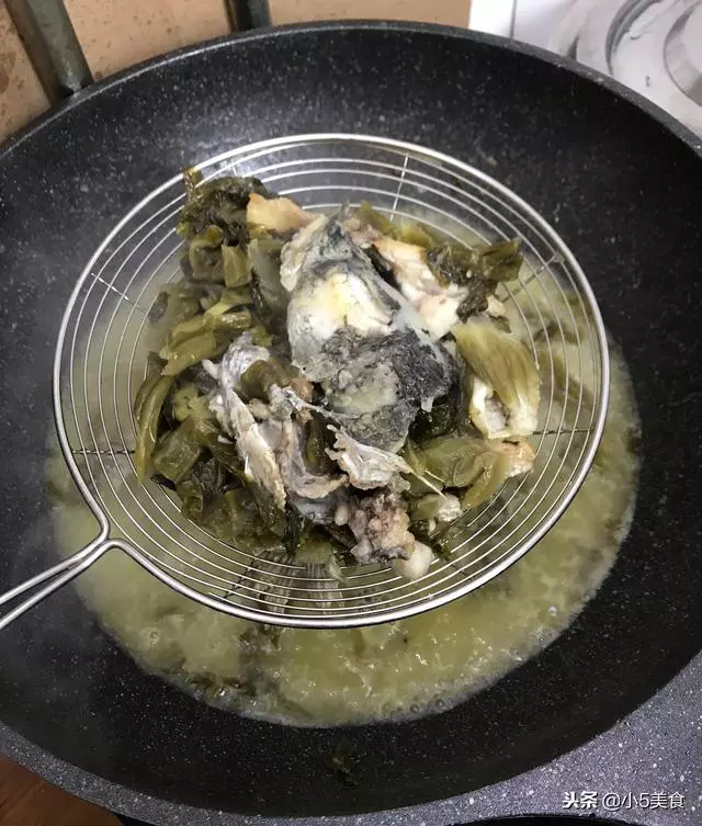 酸菜魚這樣做,湯汁鮮美,比飯館的還好吃!