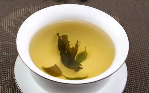 心臟不好的人,少吃【二黃】、多吃【三紅】,降低膽固醇 保護心臟