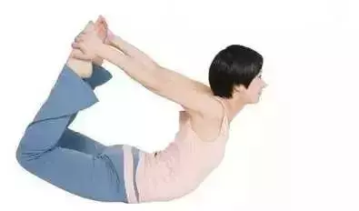 1個動作滾動30次,放鬆全身肌肉,頸椎不酸了,腰椎不疼了