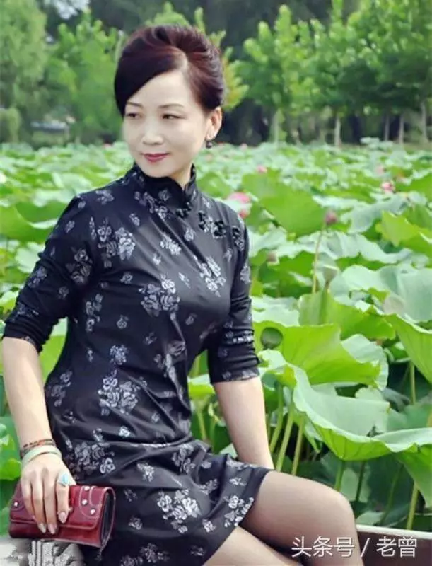 母親每晚花枝招展出門,半夜才回,我偷偷尾隨,從此改變了命運