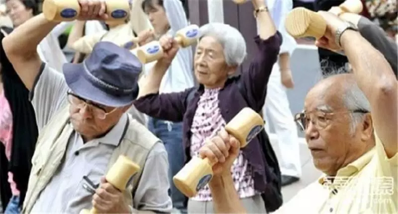 27個驚人細節徹底顛覆你對日本的認知!日本女生穿和服不能穿小褲褲,原來是…XDXD