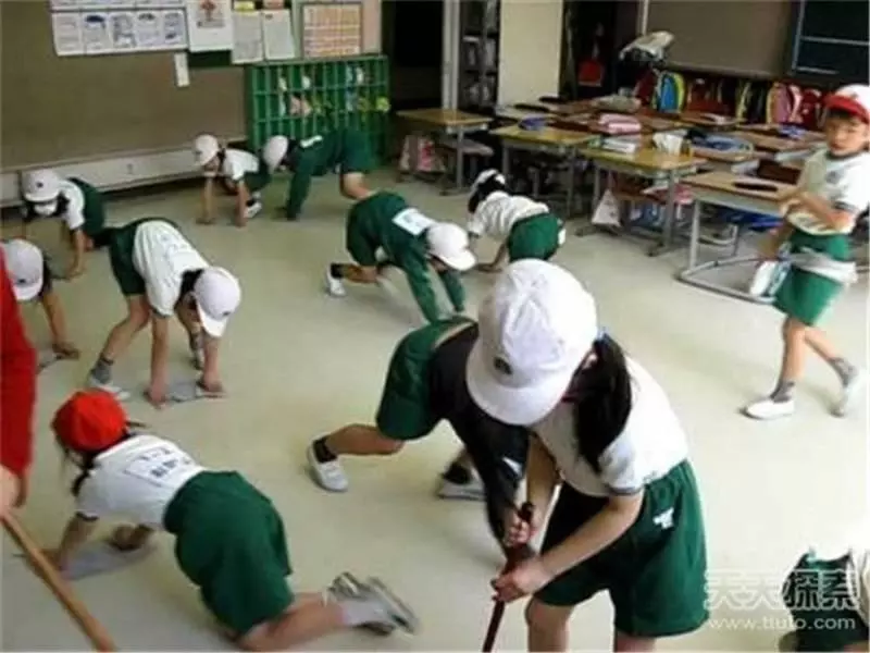 27個驚人細節徹底顛覆你對日本的認知!日本女生穿和服不能穿小褲褲,原來是…XDXD
