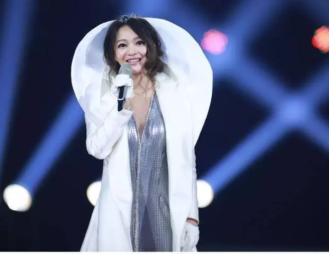 張韶涵父母說不給錢,就再毀你一次事業,張韶涵霸氣回應!