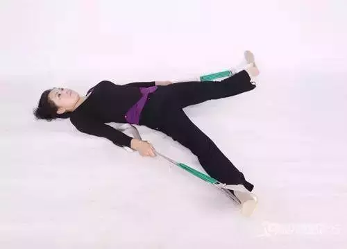 躺在床上的瑜伽,每天10分鐘相當慢跑一小時,瘦腿瘦肚子