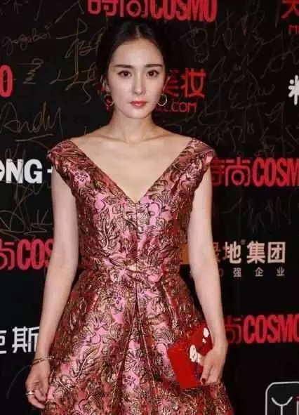 楊冪劉愷威宣布離婚!將以親人身份撫養孩子,回顧戀情曾轟轟烈烈!