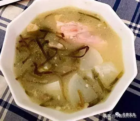 十月蘿蔔賽人參,白蘿蔔和他們一起燉,降三高特有效
