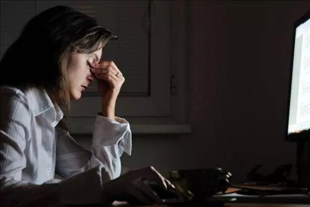 速看!20歲女大學生查出肝癌離世,醫生解釋:都怪她經常這樣吃!很多人每天還在用!比砒霜還要毒!趕緊擴散!