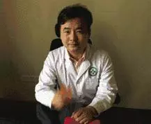 每天刮一刮這裡,疏通全身經絡,腰不痠腿不疼了,頸椎不痛了,偏頭痛也好了!