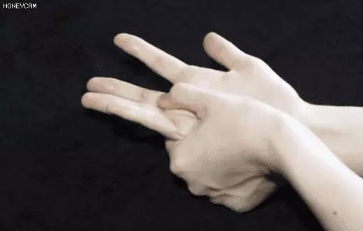 每天「這樣按按手」,疏通全身經絡,治頸椎病、便秘,還能明目養顏,快快學起來!
