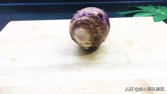 芋頭最好吃的簡單做法,外酥里糯,蔥香四溢,大人小孩都愛吃