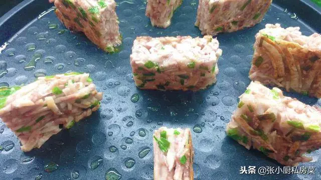 芋頭最好吃的簡單做法,外酥里糯,蔥香四溢,大人小孩都愛吃