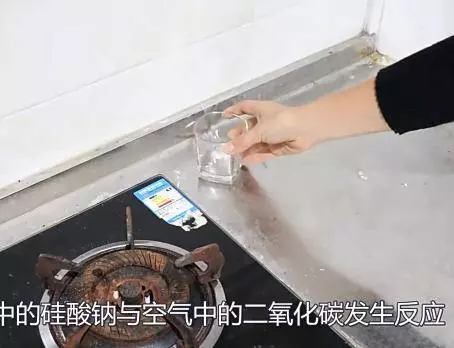 廚房千萬【別放】這【三樣東西】,哪怕有一樣,再富裕也會越住越窮