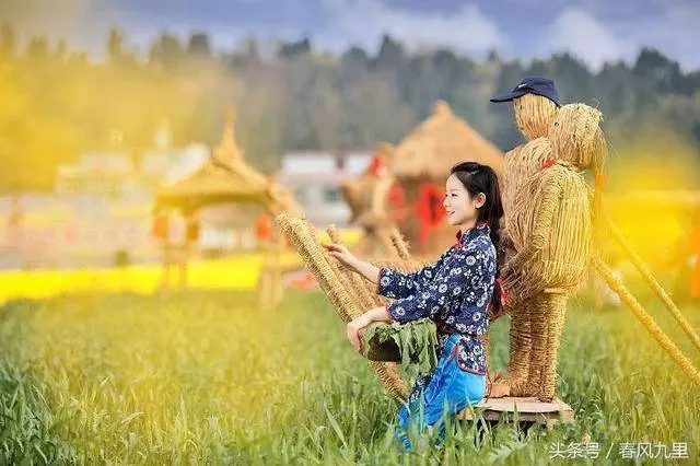 半夜起床上廁所,一個黑影突然溜進嫂子房間,我踹門進去驚叫出聲