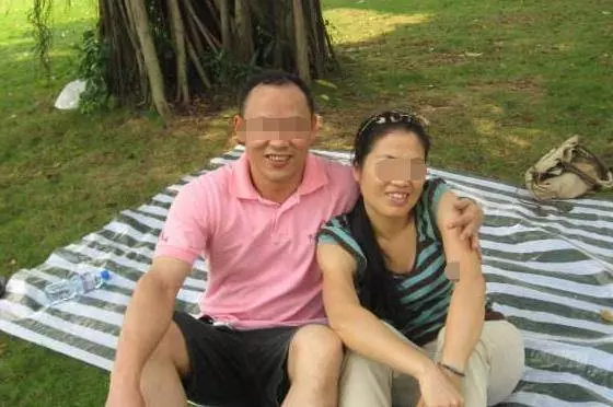 老公接婆婆來城裡住,周末鄰居說的一番話,妻子飲泣吞聲回家