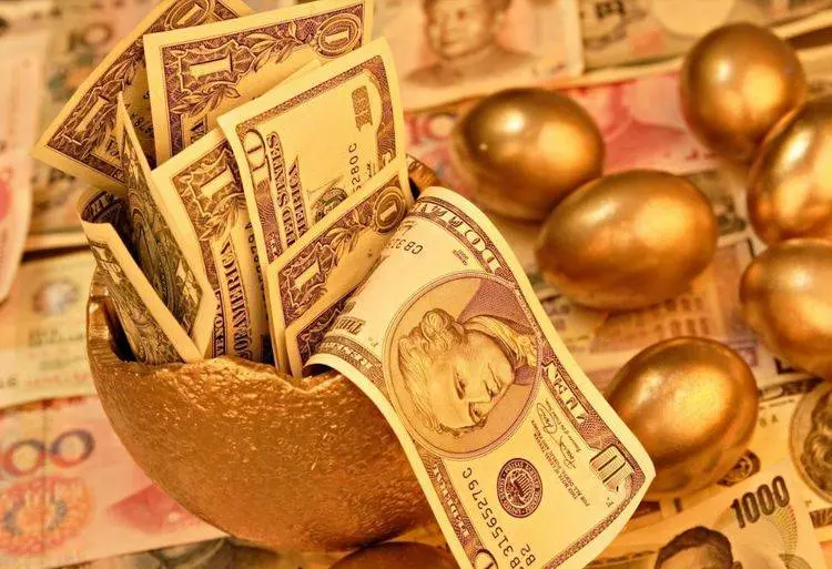 2019年鹹魚大翻身,財神不敢惹的5生肖,喜從天降,富貴不斷!