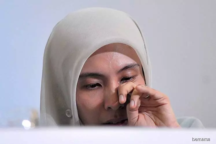 【原來是他滅了烈火公主!】安華女兒Nurul Izzah辭黨職理由大曝光!原來真的與他有關!