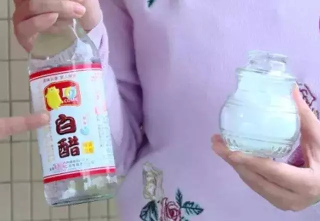 清洗洗衣機,用這個簡單的方法,「真正的髒污」全部跑出來了