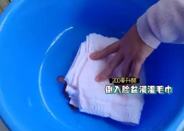 清洗洗衣機,用這個簡單的方法,「真正的髒污」全部跑出來了