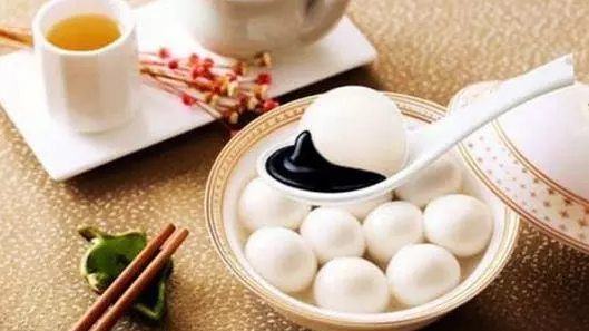 冬至日,一定要穿【這個顏色】的衣服,明年好運一整年。