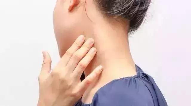 頸部有條「大腦生命線」,一旦堵塞將致命,4種方法能預防